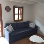 Un A La Apartman *